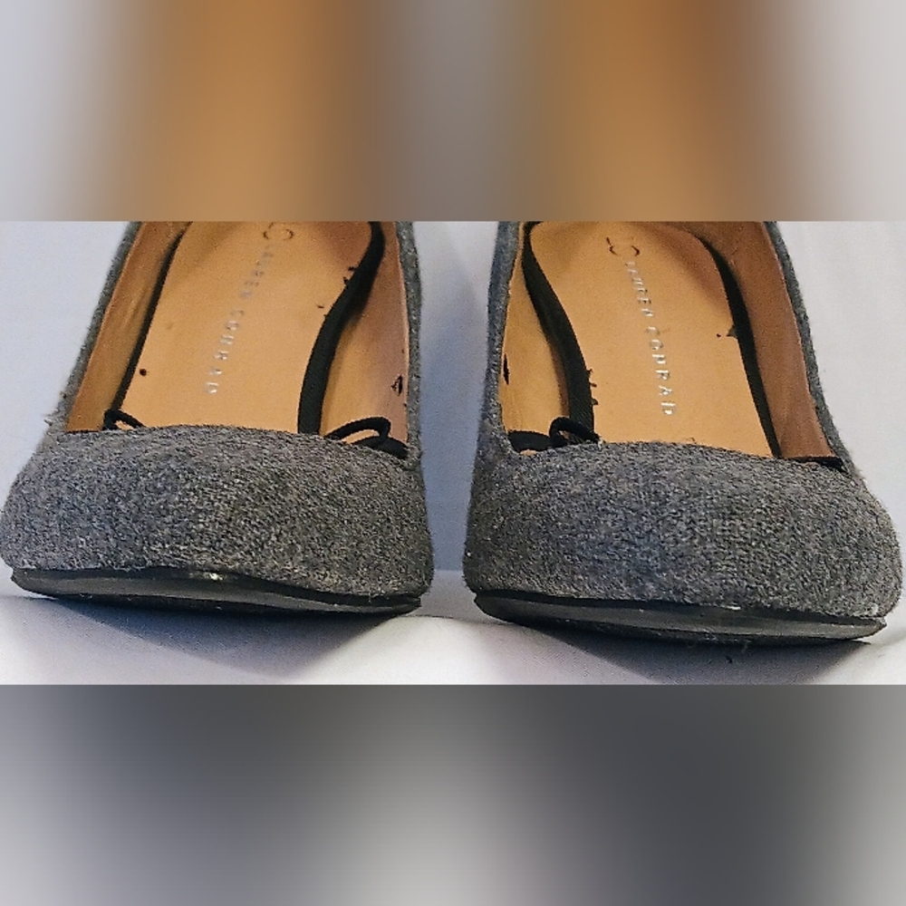 𝑳𝑪 𝑳𝒂𝒖𝒓𝒆𝒏 𝑪𝒐𝒏𝒓𝒂𝒅 𝑮𝒓𝒂𝒚 𝑭𝒂𝒃𝒓𝒊𝒄 𝑯𝒆𝒆𝒍𝒔 - Picture 6 of 11